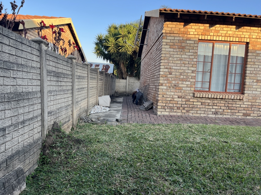 3 Bedroom Property for Sale in Waterval East North West